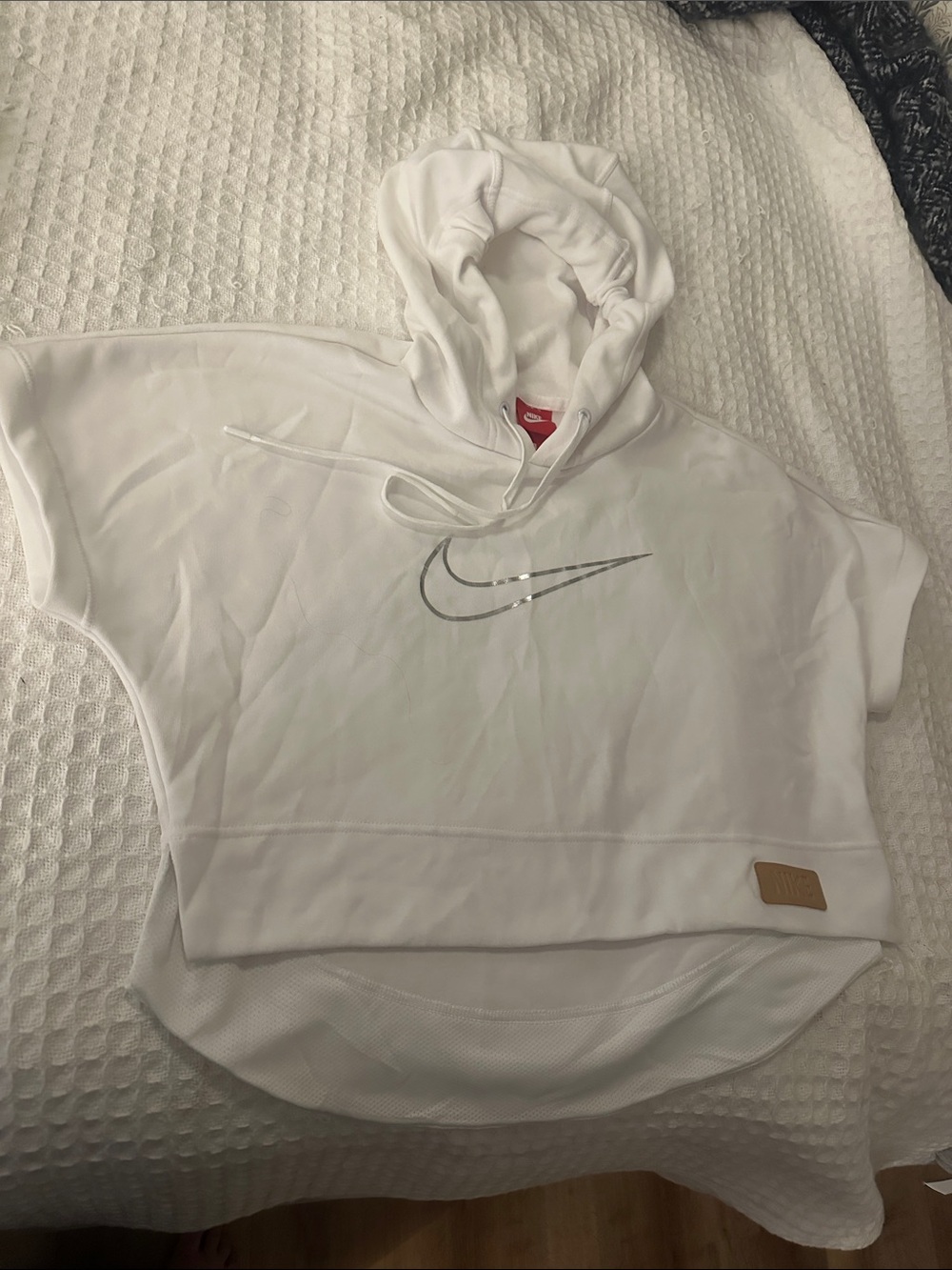 Nike White Short-Sleeve Cropped Hooded Top with Silver Swoosh
